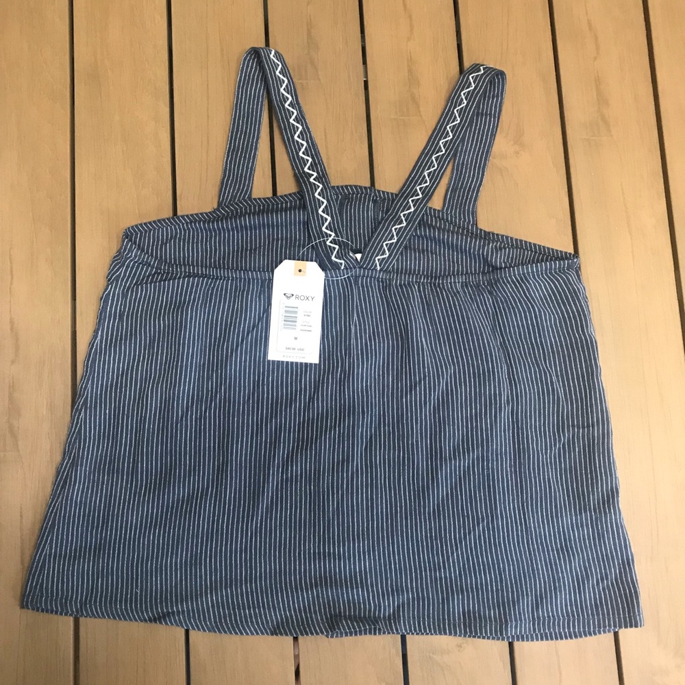 ⭐️HP🎉 Roxy Beach Lights Strappy Top - Picture 4 of 5
